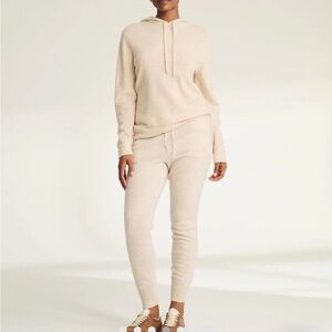 Cashmere Sweater & Jogger set NAADAM